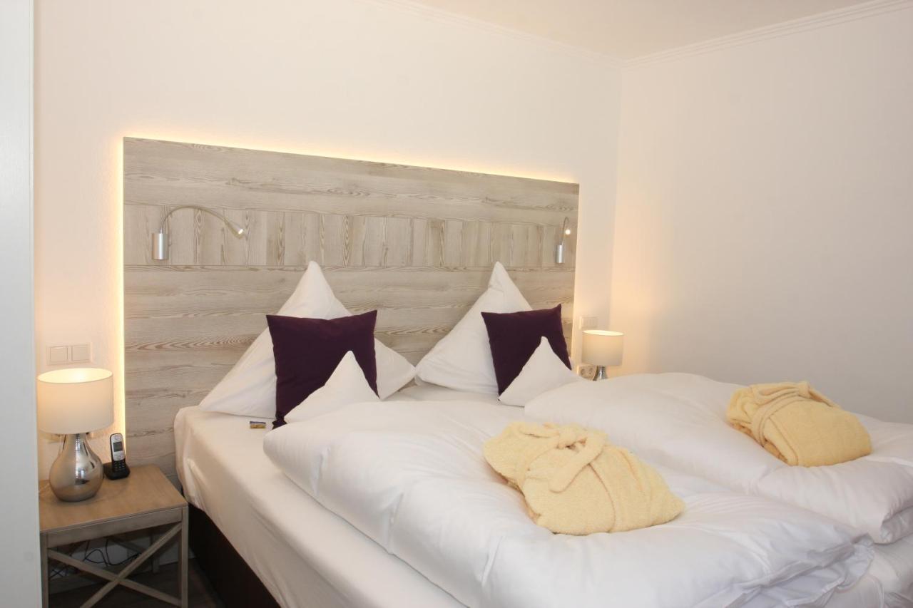 Hotel Antoniushof Ruhstorf an der Rott ภายนอก รูปภาพ