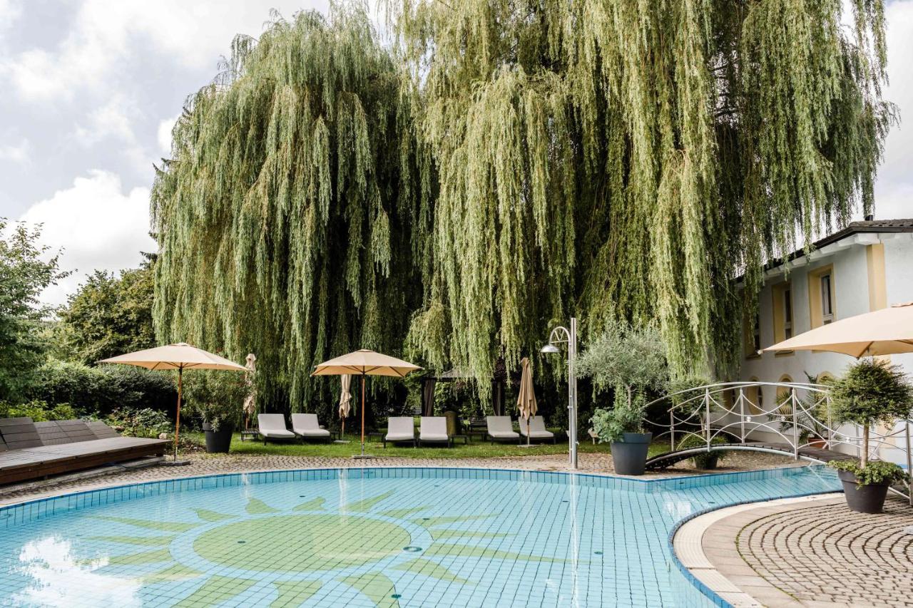 Hotel Antoniushof Ruhstorf an der Rott ภายนอก รูปภาพ