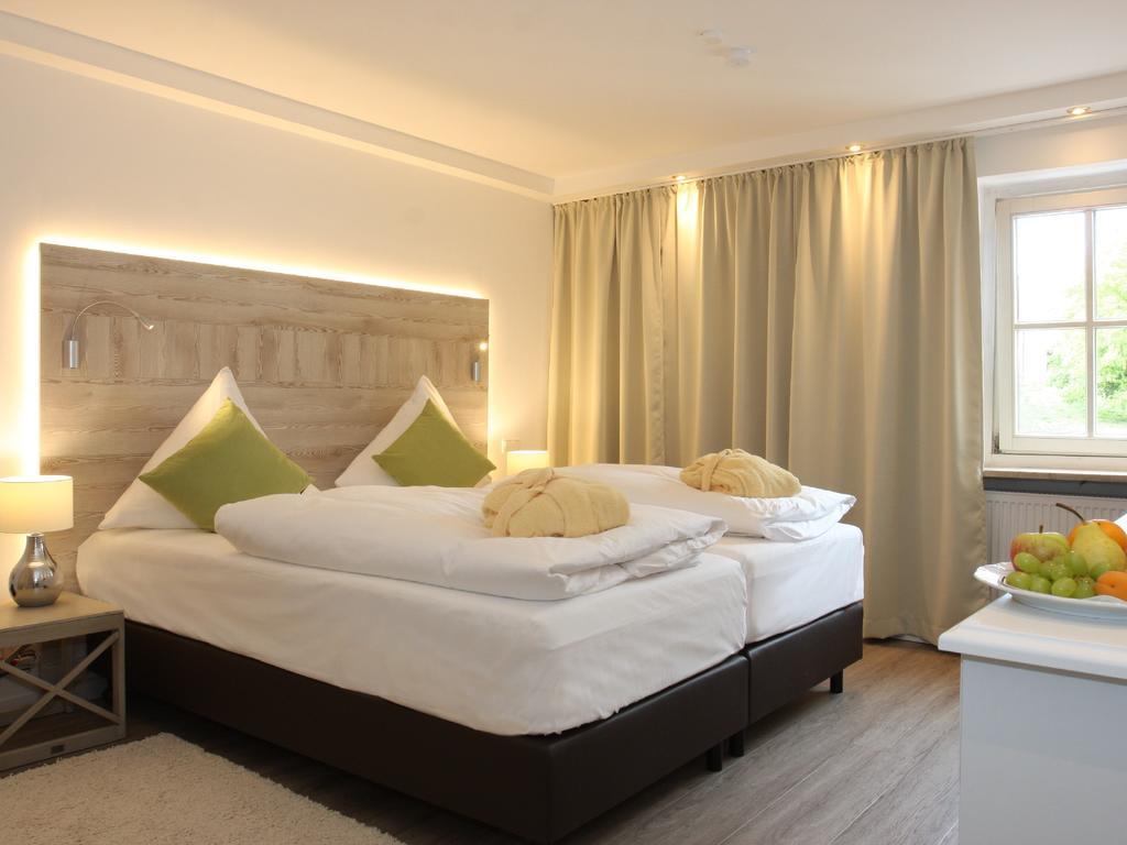 Hotel Antoniushof Ruhstorf an der Rott ภายนอก รูปภาพ