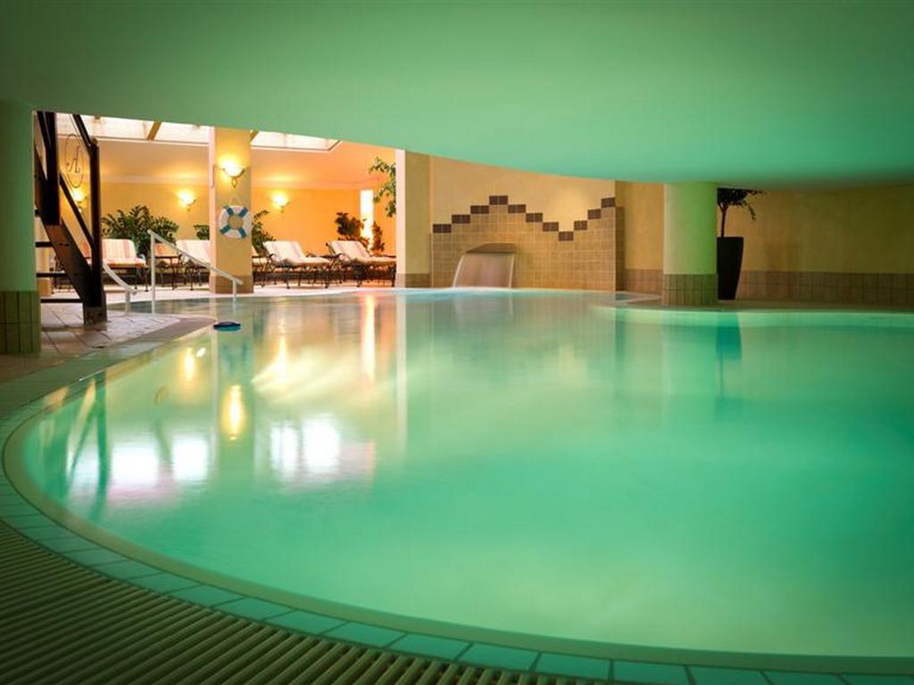 Hotel Antoniushof Ruhstorf an der Rott ภายนอก รูปภาพ