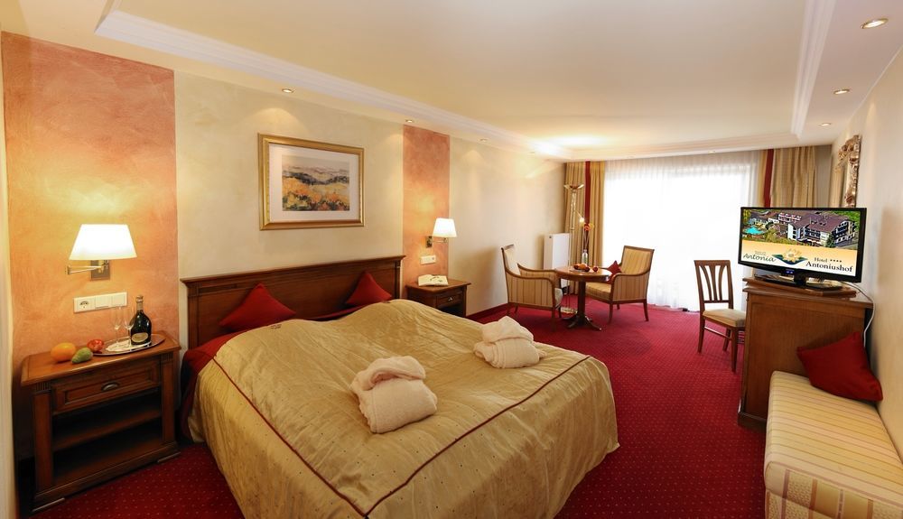 Hotel Antoniushof Ruhstorf an der Rott ภายนอก รูปภาพ