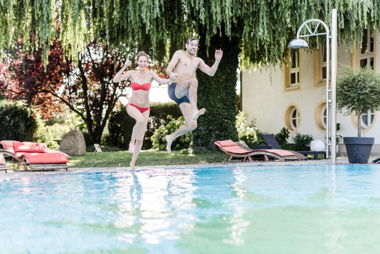 Hotel Antoniushof Ruhstorf an der Rott ภายนอก รูปภาพ